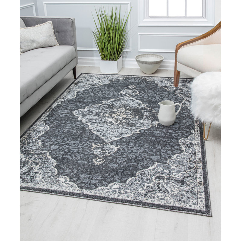Hailey Vintage Black Velvet Petunia Area Rug, Rectangle 8' x 10'