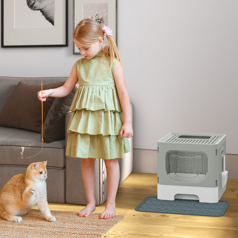 Plastic Enclosed Litter Box with Scoop, Grey