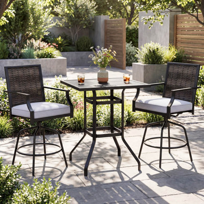 Ensemble de bar pivotant pour l'extérieur 3 pièces, table de bar pour terrasse et chaise en osier de rotin