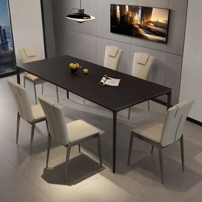 Table et chaise de salle à manger minimaliste classique
