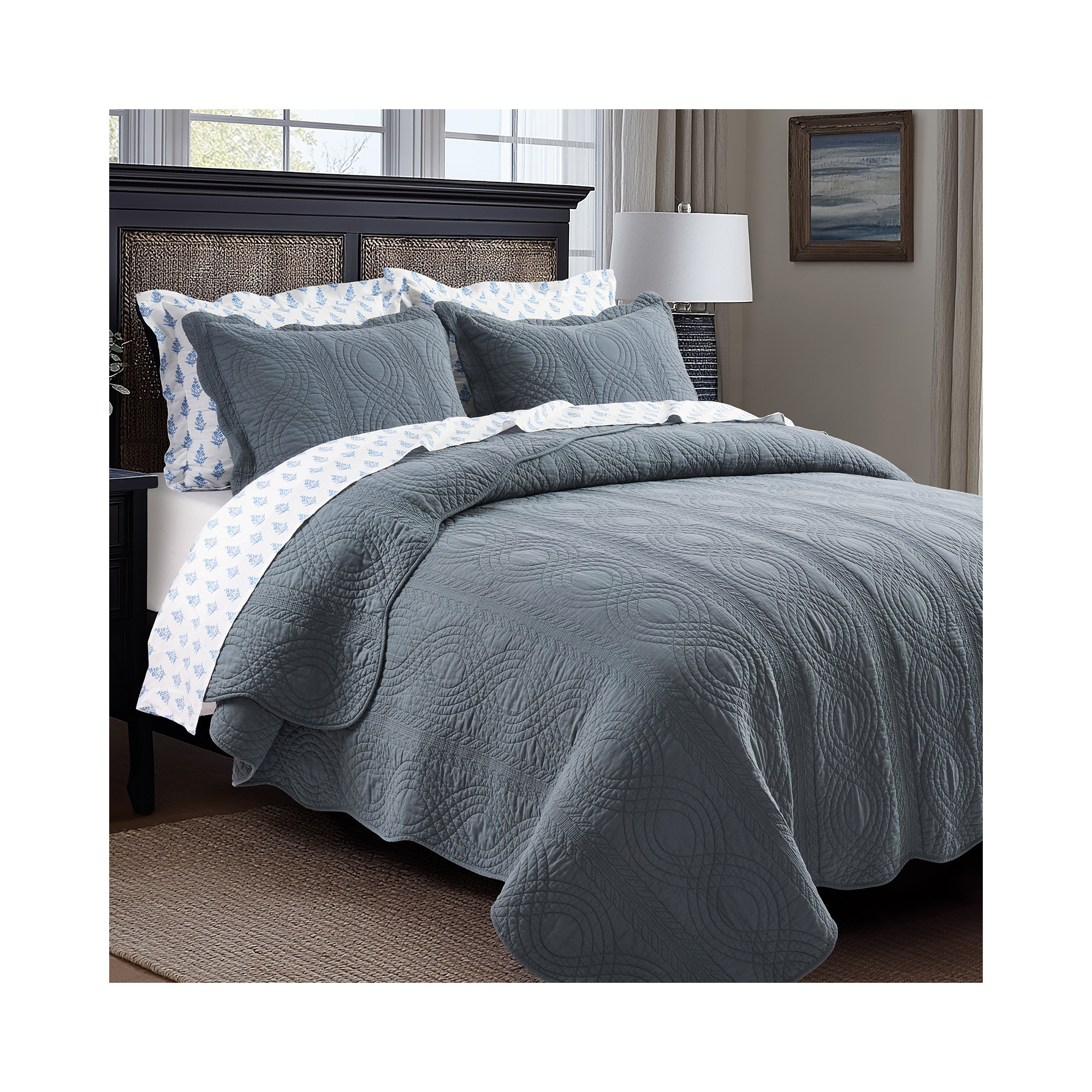 Scallop Edge 100% Cotton Quilt Set, Stormy Blue, King Quilt + 2 King Shams