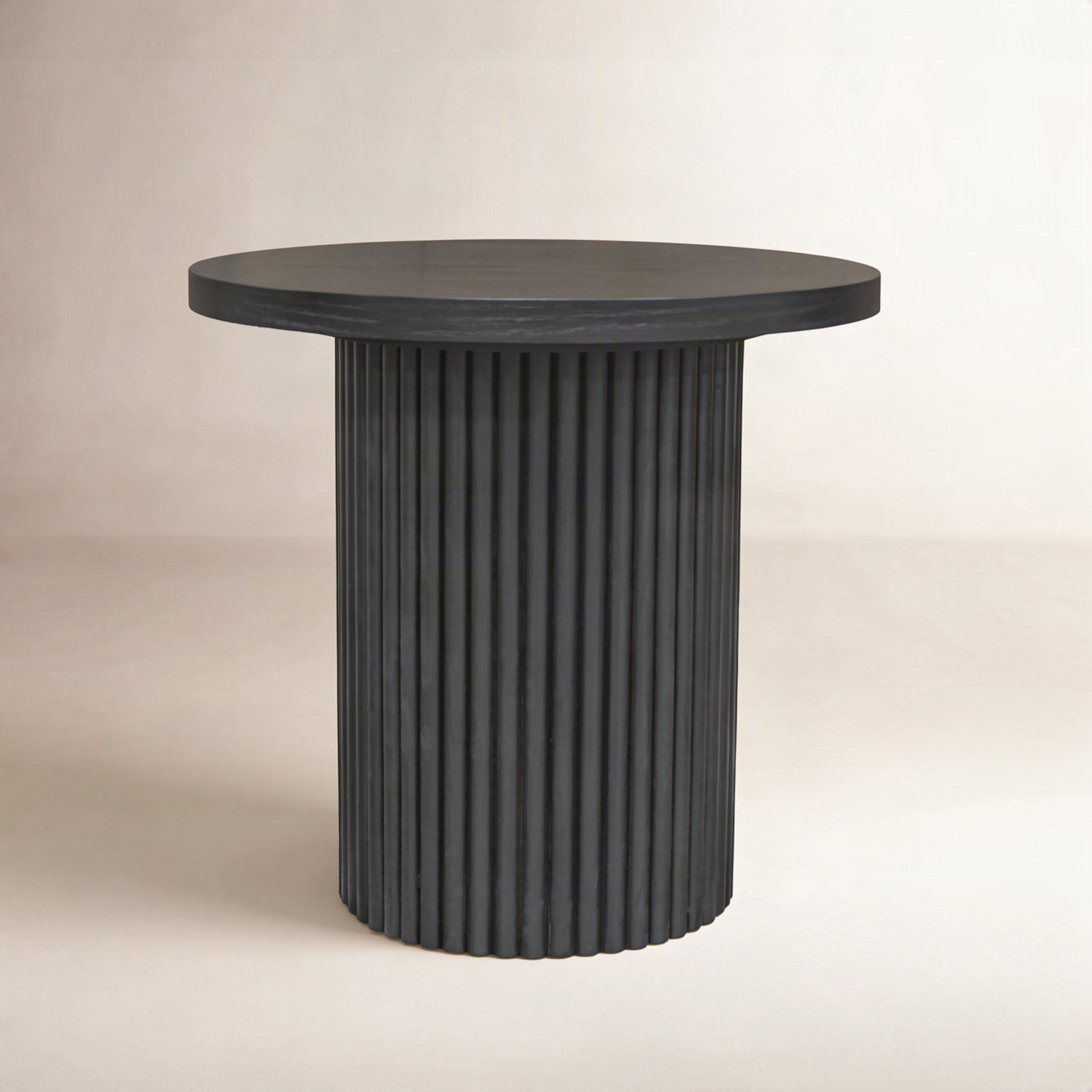 Fairmont 24" End Table, Black