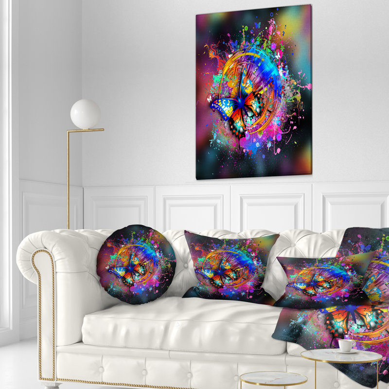 Papillon sur fond abstrait - Coussin décoratif imprimé abstrait