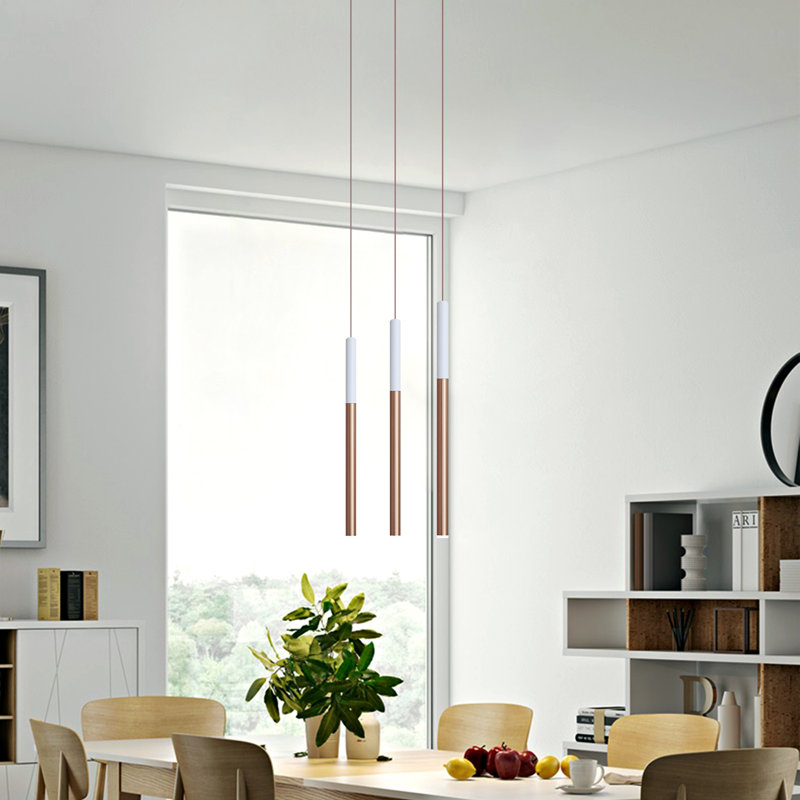 Luminaire suspendu linéaire à 3 lumières pour îlot de cuisine Baileyton, Dessus blanc et cuivre brossé