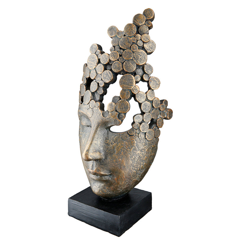 People Figurines & Sculptures