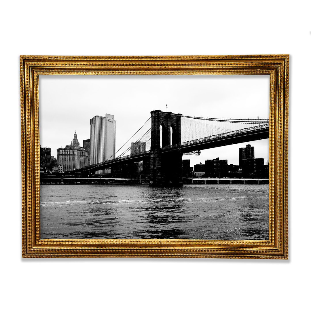 Die Aussicht auf New York unter der Brooklyn Bridge - Einzelne Bilderrahmen Kunstdrucke