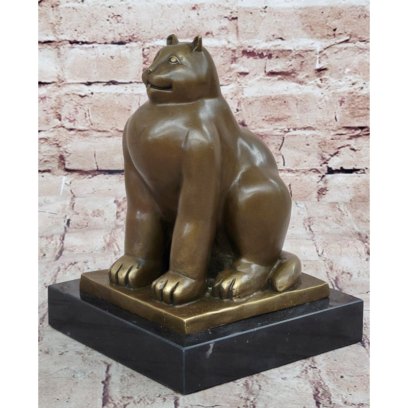 Sculpture Fat Cat