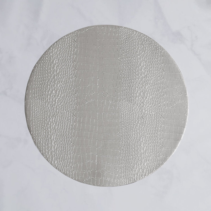 VIDA Snakeskin Reversible Round Placemats, 15.5" W x 15.5" L, Silver/Gold