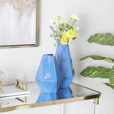 2 Piece Metal Table Vase Set