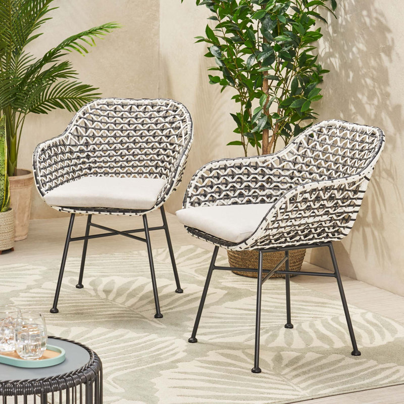 Élégante simplicité, chaise d'appoint de bon goût