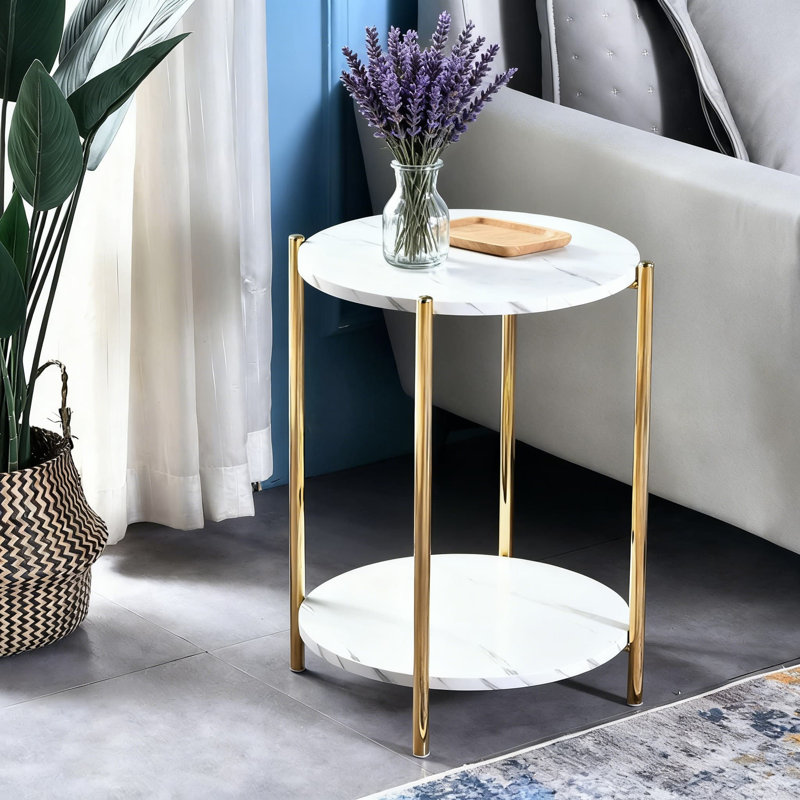 Table d'appoint moderne à 2 niveaux avec plateau en faux marbre et structure en métal doré, table de bout peu encombrante pour le salon, la chambre à coucher ou le bureau