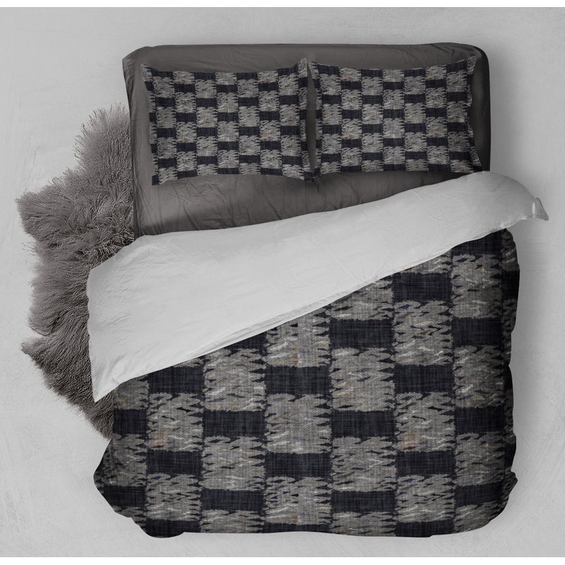 Channel Geometric Shapes Comforter, King Comforter + 2 King Pillowcases