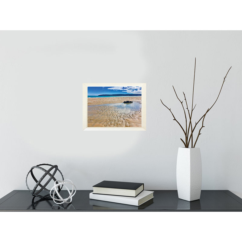Barren Sandbar - photographie, H 10,5 po x l 12,5 po x P 1,25 po, Papier encadré blanc, Pas de tapis