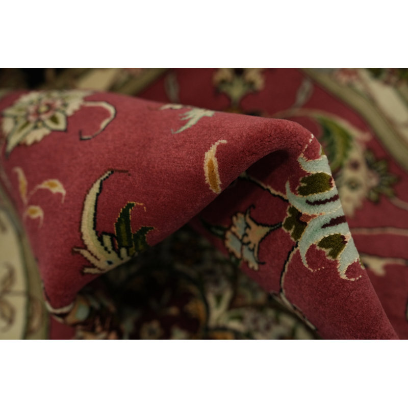 Traditional Area Rug 7x7