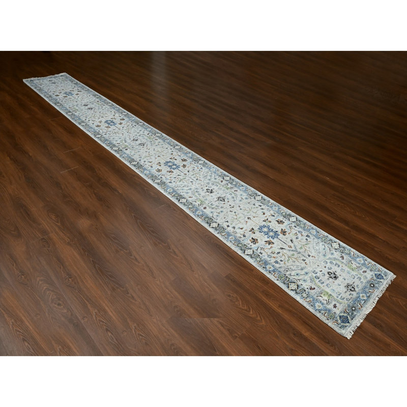 Tapis de couloir baleine gris 2 pi 6 po x 19 pi 9 po Seraph Whale Oushak