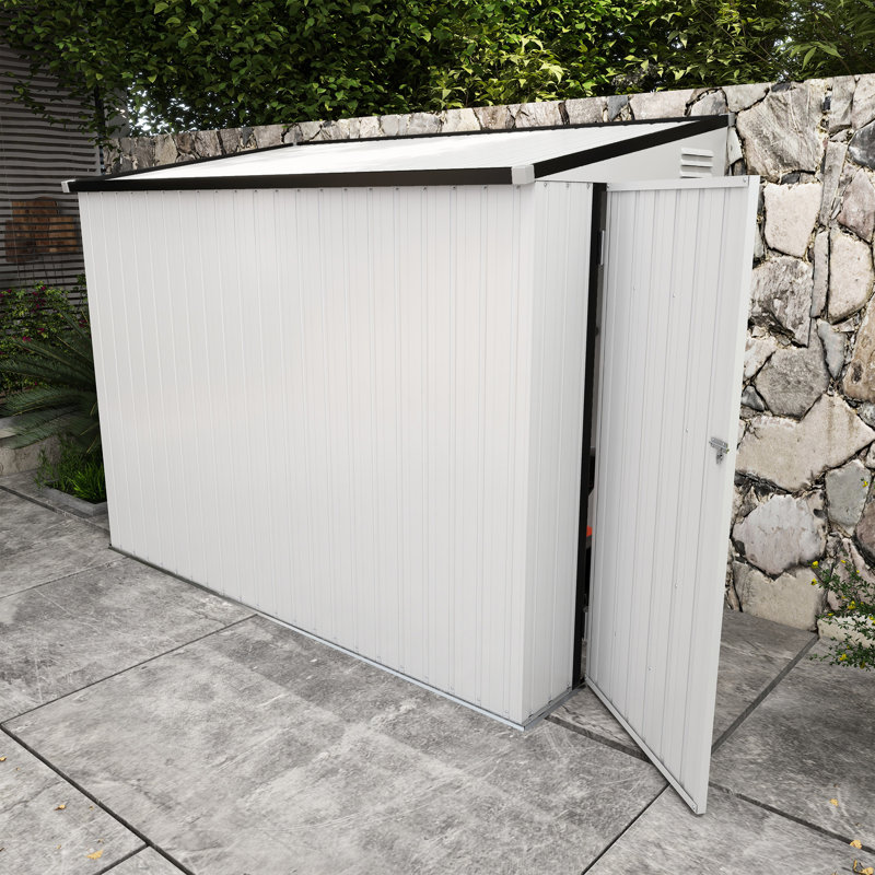Remise en métal 4 'x 7,7' - verrouillable, 2 bouches d'aération. Range les outils de jardin et les échelles. Acier galvanisé, peu encombrant, pour patio, pelouse, porte verrouillable pour la cour arrière, pouvant accueillir des vélos de jardin. Blanc, arrière-cour