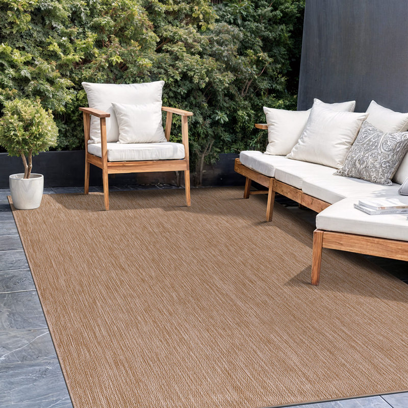 Beige Indoor/Outdoor Rug, Rectangle 5' x 7'