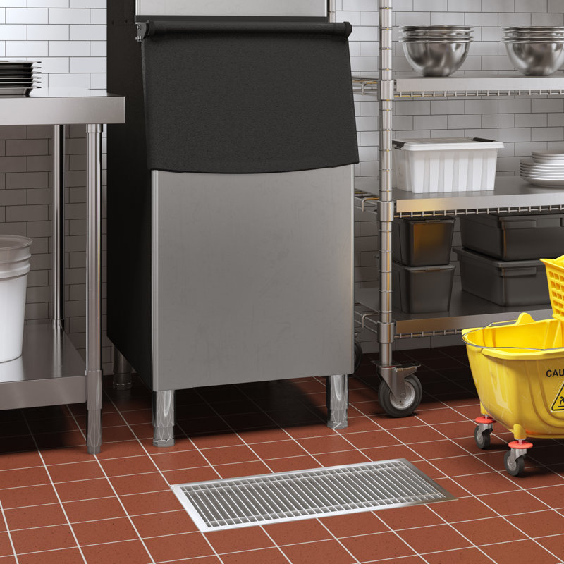 Drain de plancher en acier inoxydable 12 po x 24 po, calibre 14 avec grille de style métro et panier de vidange amovible, homologué NSF (km-ftg-1224)