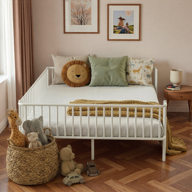 Metal Daybed With Reinforced Slat Support And Sturdy Metal Construction, White, Queen