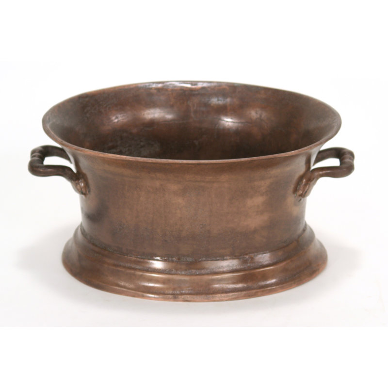 Cache-pot en métal