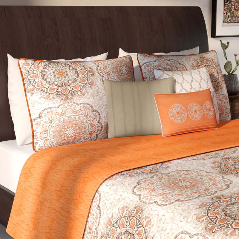 Ensemble de courtepointe réversible de six articles avec coussin décoratif, Orange