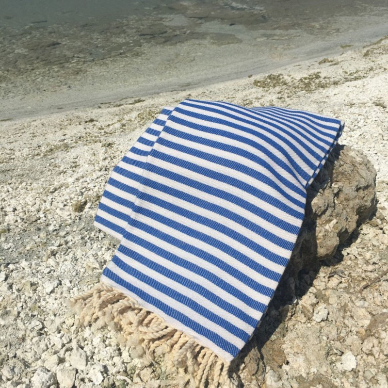 Serviette de plage 100% coton Orey, Bleu / blanc