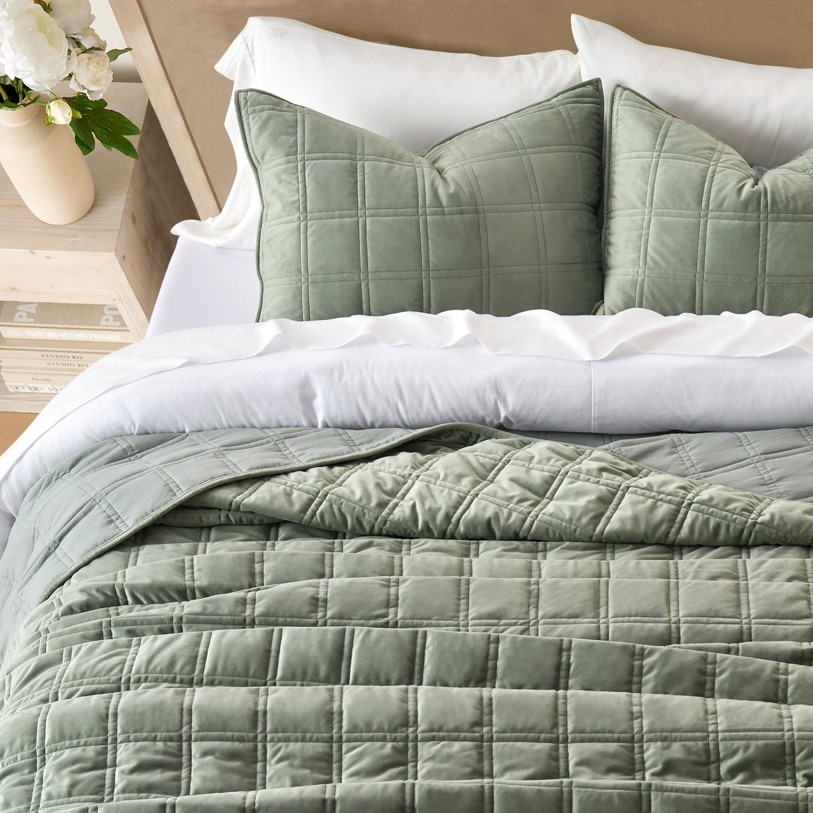 Velvet Quilt Set, King Quilt + 2 King Shams, Sage Green