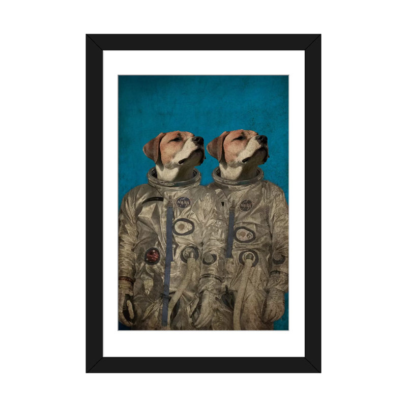 « voyage into outer space », impression sur toile, Papier d'art encadré noir, Blanc, H 32 po x l 24 po x P 1 po