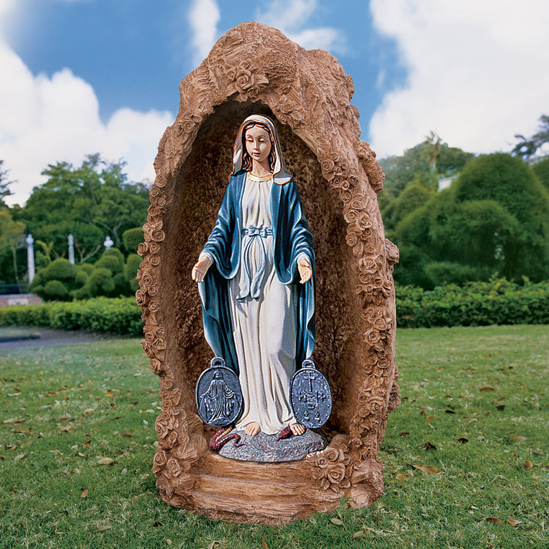 Statue miraculeuse de la Madone