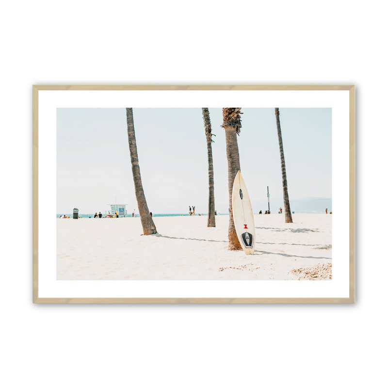 «Fanelli On The Shore» encadré sur papier par Krista Broadway, H 24 po x l 36 po x P 1,25 po, Érable brut