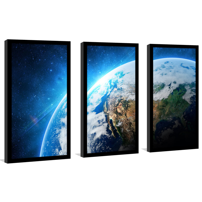 Terre dans l'espace - ensemble de 3 reproductions de photos sur acrylique, H 25,5 po x l 40,5 po x P 1 po