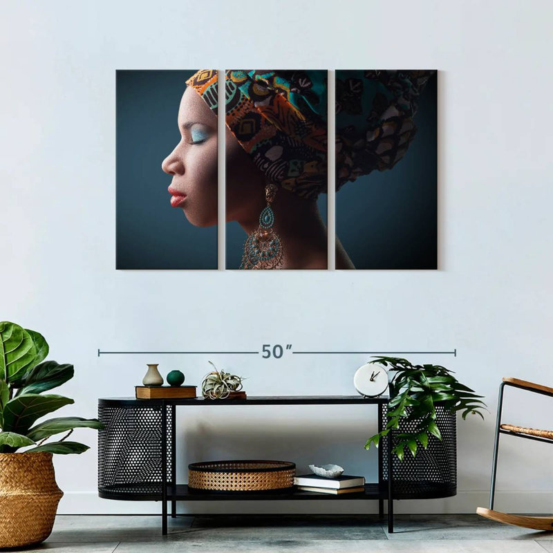 Portrait de femme africaine sur toile 3 pièces, H 28 po x l 45 po x P 1,25 po