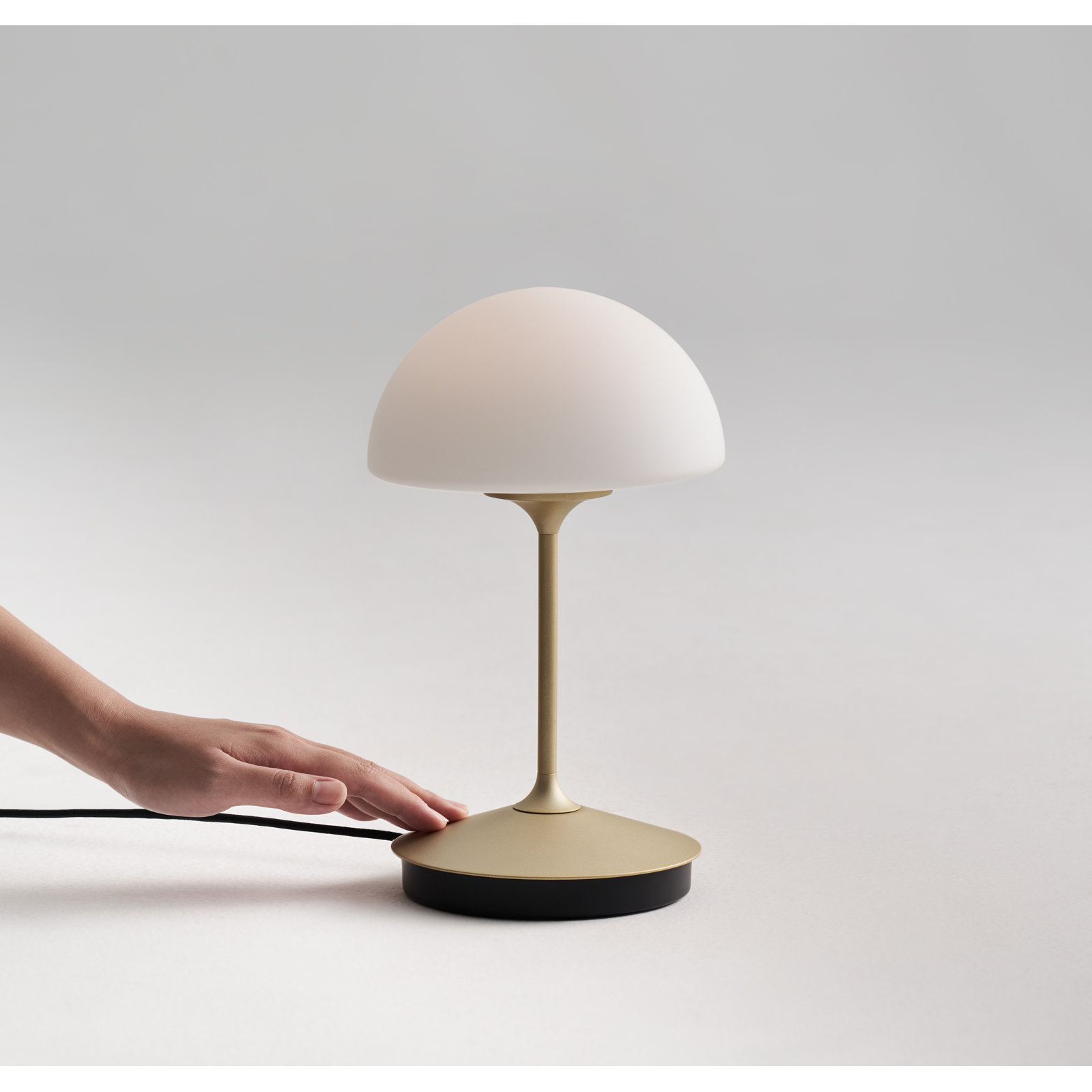 Saco Metal Table Lamp, Champagne Gold
