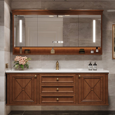Armoire de salle de bain de style médiéval américain