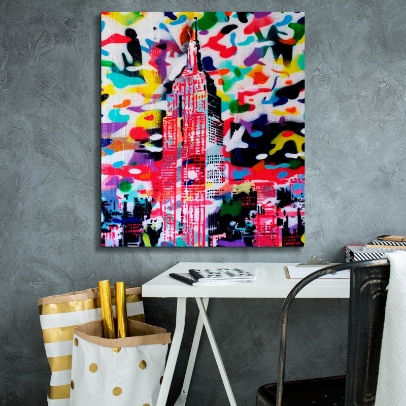 Art mural sur toile Red Barrel Studio «New York Camo» par Abstract Graffiti, 26 po x 30 po, H 30 po x l 26 po x P 1,5 po