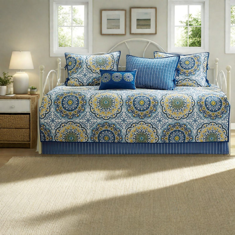 Reversible 6 Piece Bedding Sets, Cotton Blend Modern Home Daybed