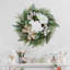 Couronne de verdure et de fleurs blanches d'hiver - Vert - Décoration de Noël et des Fêtes extérieure