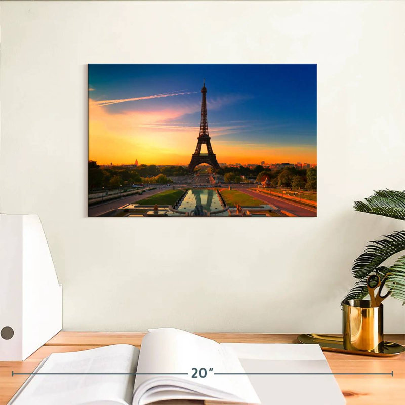 Tour Eiffel Kavia au lever du soleil, H 8 po x l 12 po