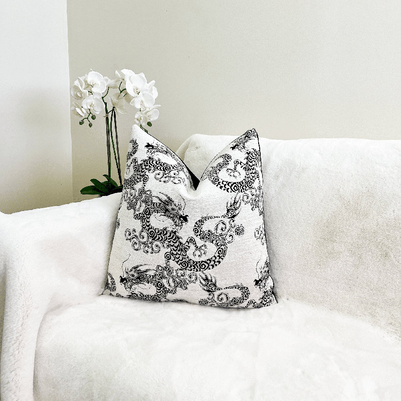 Housse de coussin en chenille brodée, Noir / blanc brodé, H 20 po x l 20 po