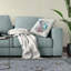 Coussin en toile fleurie-95281953-95281951