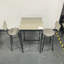 Ensemble de table de bar avec 2 tabourets de bar en polyuréthane avec dossier, l 23,62 po x P 23,62 po x H 35,43 po