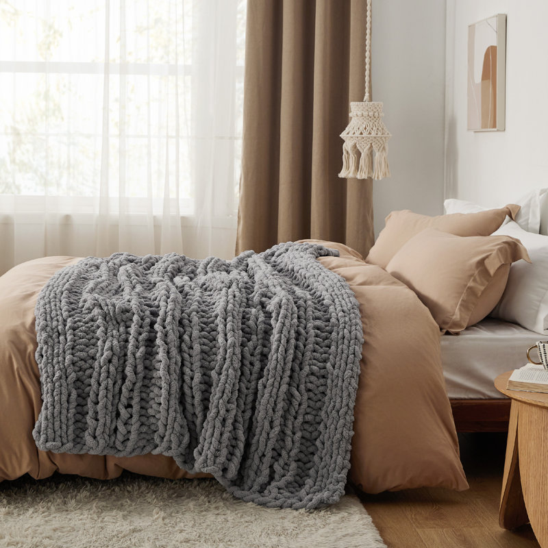 Jeté épais 100% chenille tricoté à la main pour canapé Essential Bedure, Gris