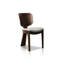 Chaise d'appoint en bois massif Rozella avec dossier incurvé sculpté