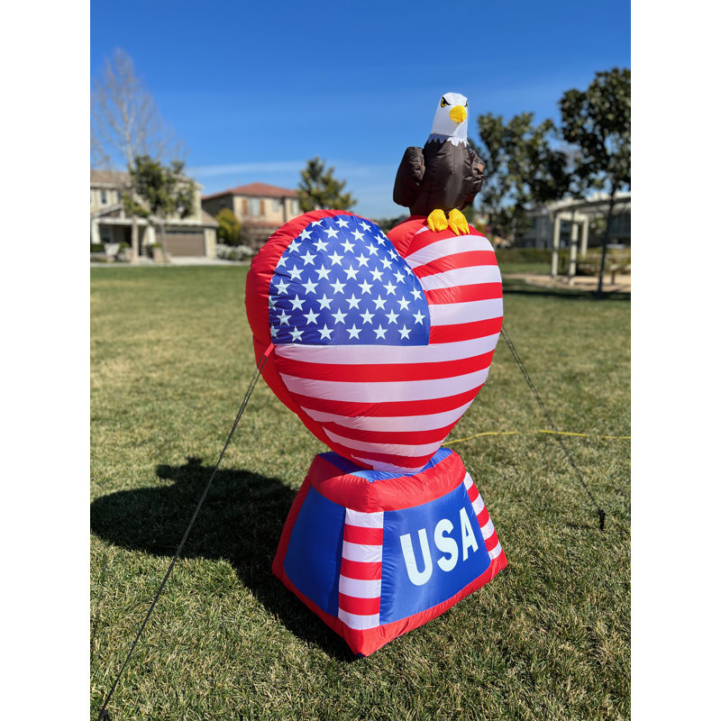 Eagle and American flag - Cedar Ornament Eagle and American flag - Cedar Ornament