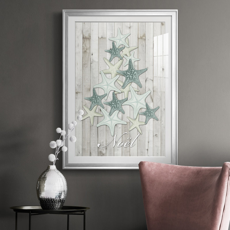 Coastal Christmas IV - reproduction de cadre photo, H 42,5 po x l 30,5 po x P 1 po, Cadre argenté