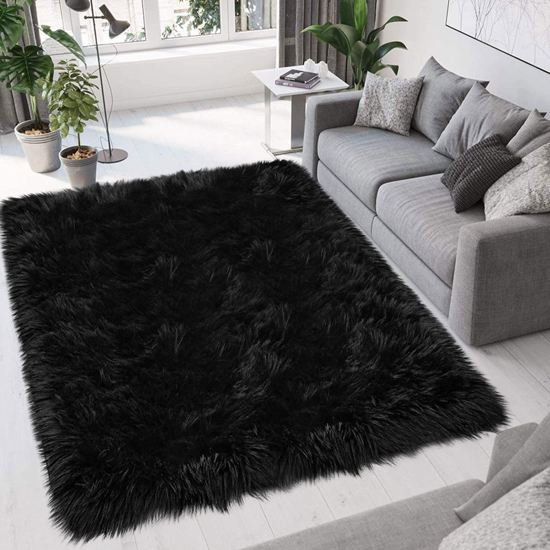 Kaweh Faux Sheepskin Indoor Rug, Rectangle 5' x 8'
