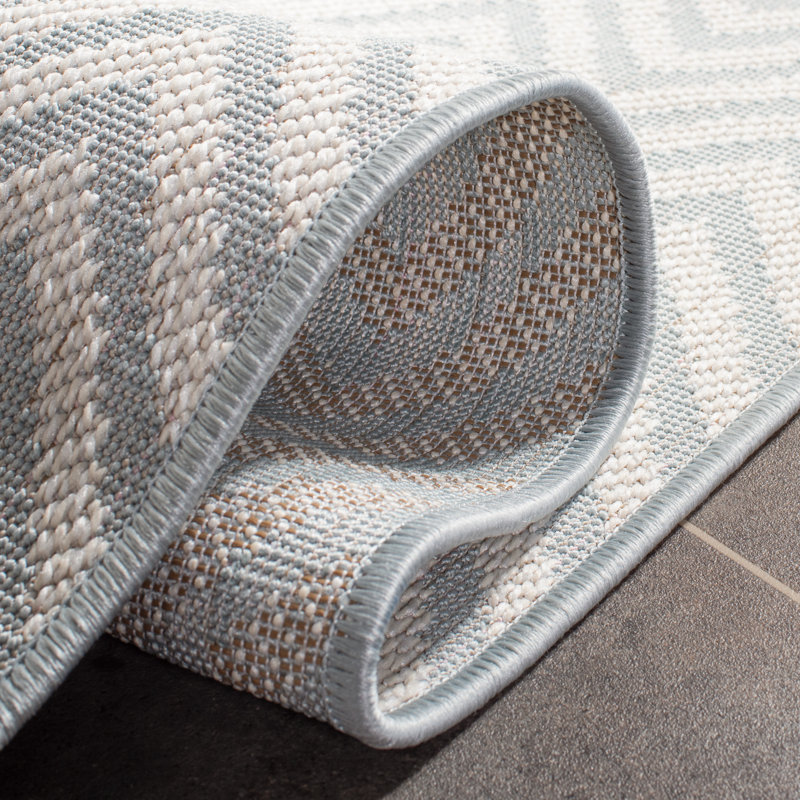 Tapis d'intérieur / extérieur à chevrons lavable à la machine Martha Stewart, Rectangle 4 pi 5 po x 6 pi 5 po