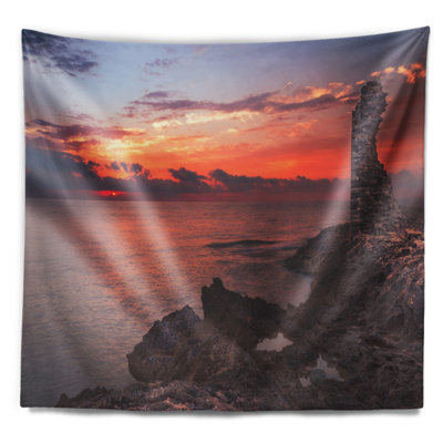 Tapisserie Red Rocky Beach avec ruines antiques