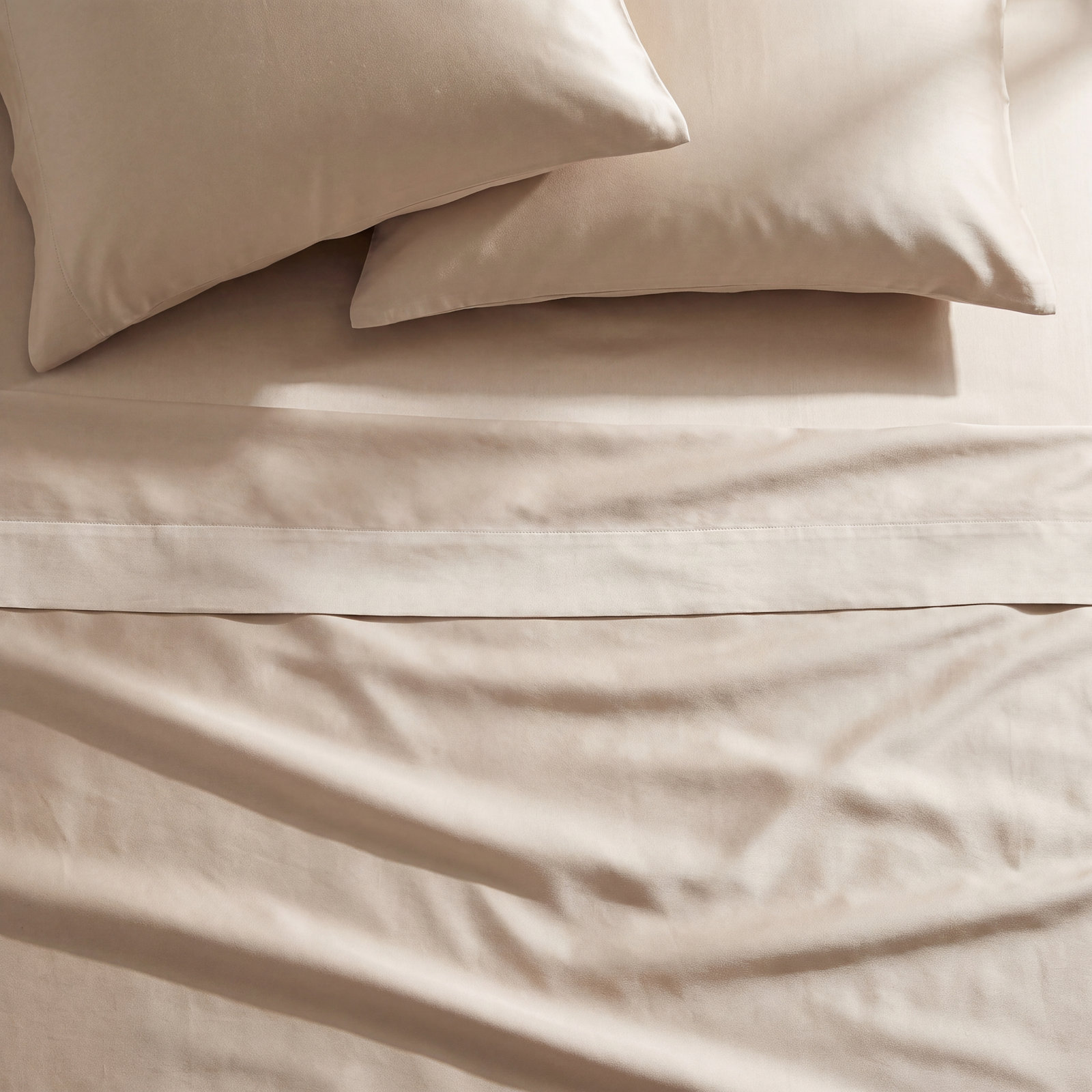 Bloomingdales Rayon From Bamboo Machine Woven Sheet Set, Full / Queen Sheet Set with 2 Standard Pillowcases, Taupe