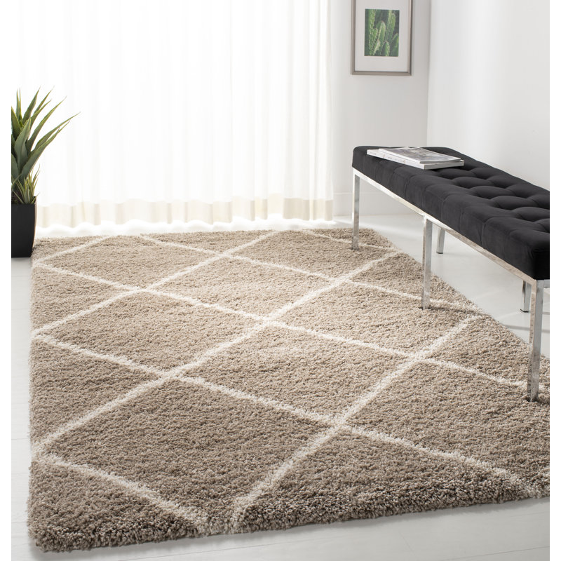 Penkridge Geometric Area Rug, Rectangle 183 x 274 cm